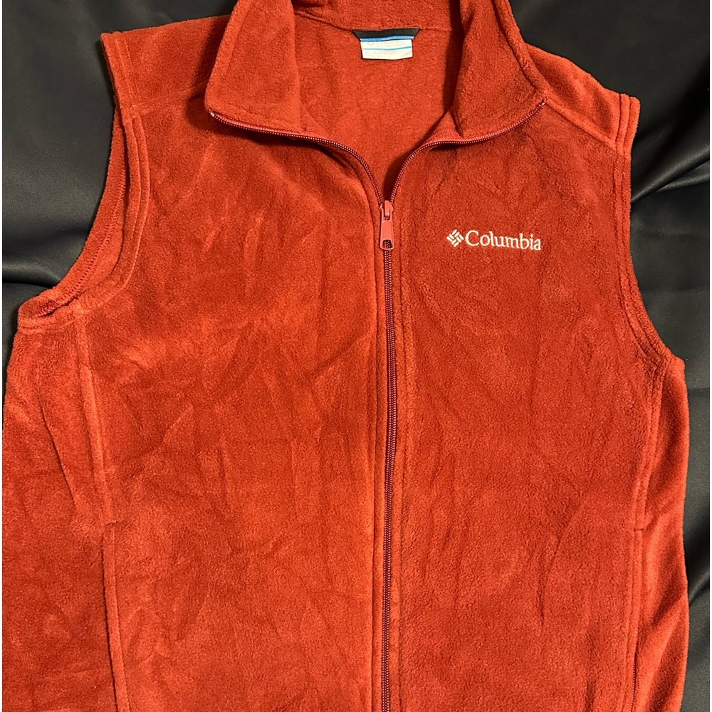 Women’s Cranberry Columbia Fleece Vest